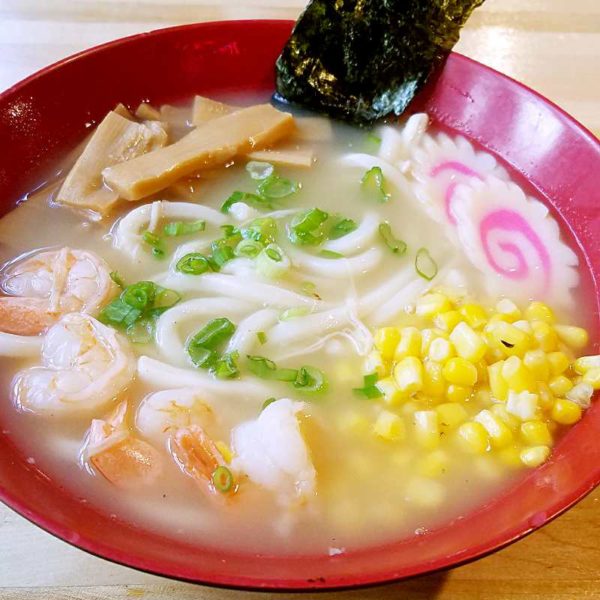 japanese-seafood-udon-noodle-soup